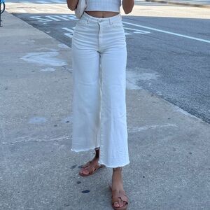 H&M cropped white denim jeans